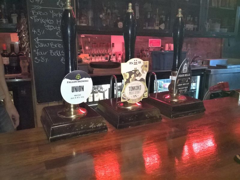 (Pub, Bar). Published on 05-11-2018