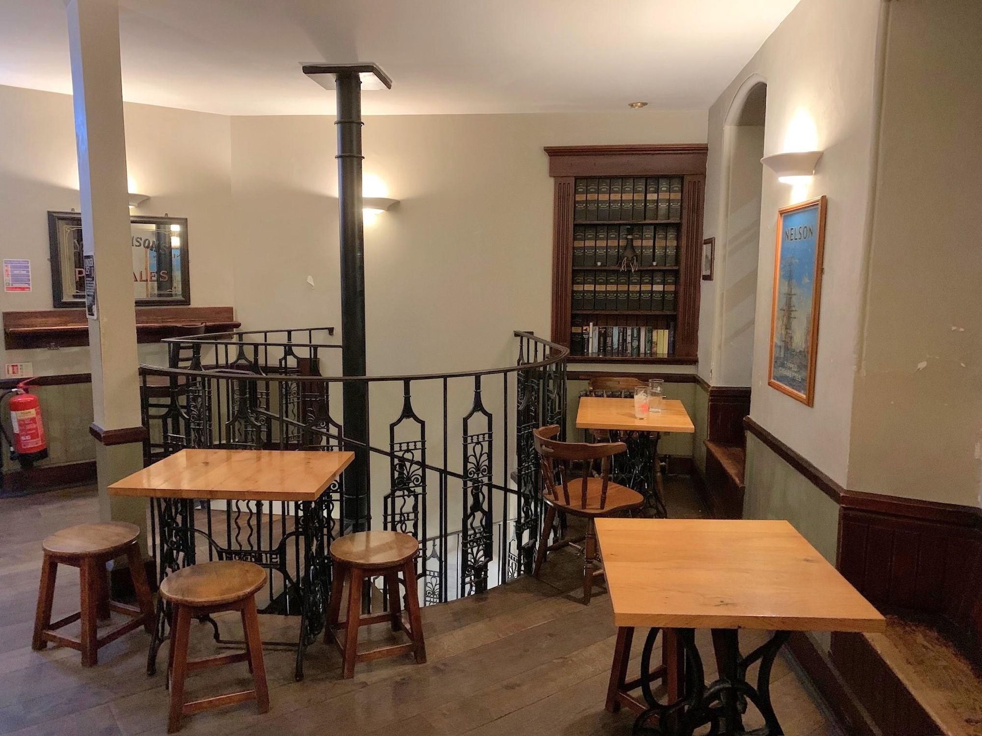 (Pub, Bar). Published on 05-01-2025