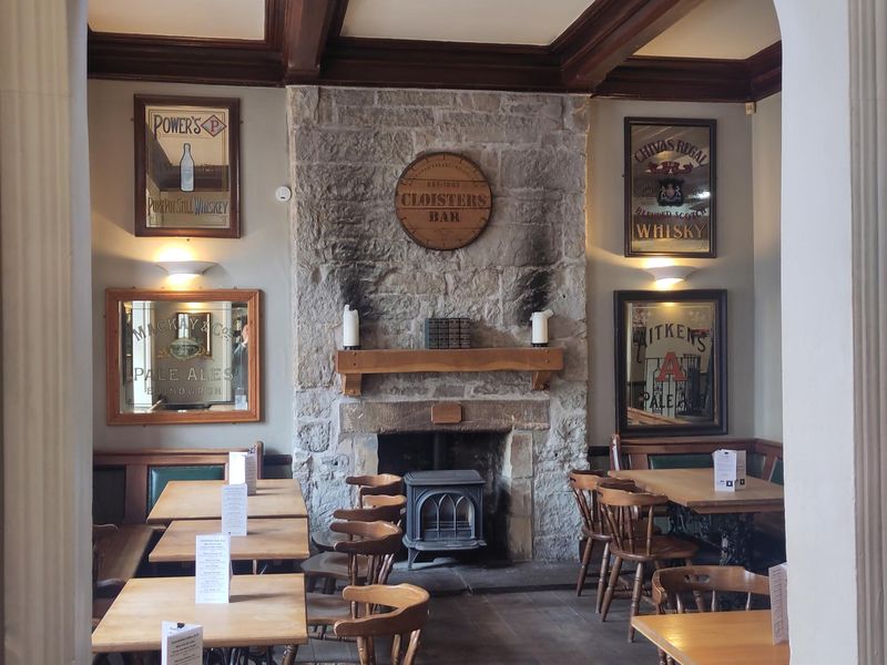 Cloisters Bar, Edinburgh (Photo: Cathrine Hertz - 16/06/2026). Published on 25-08-2026