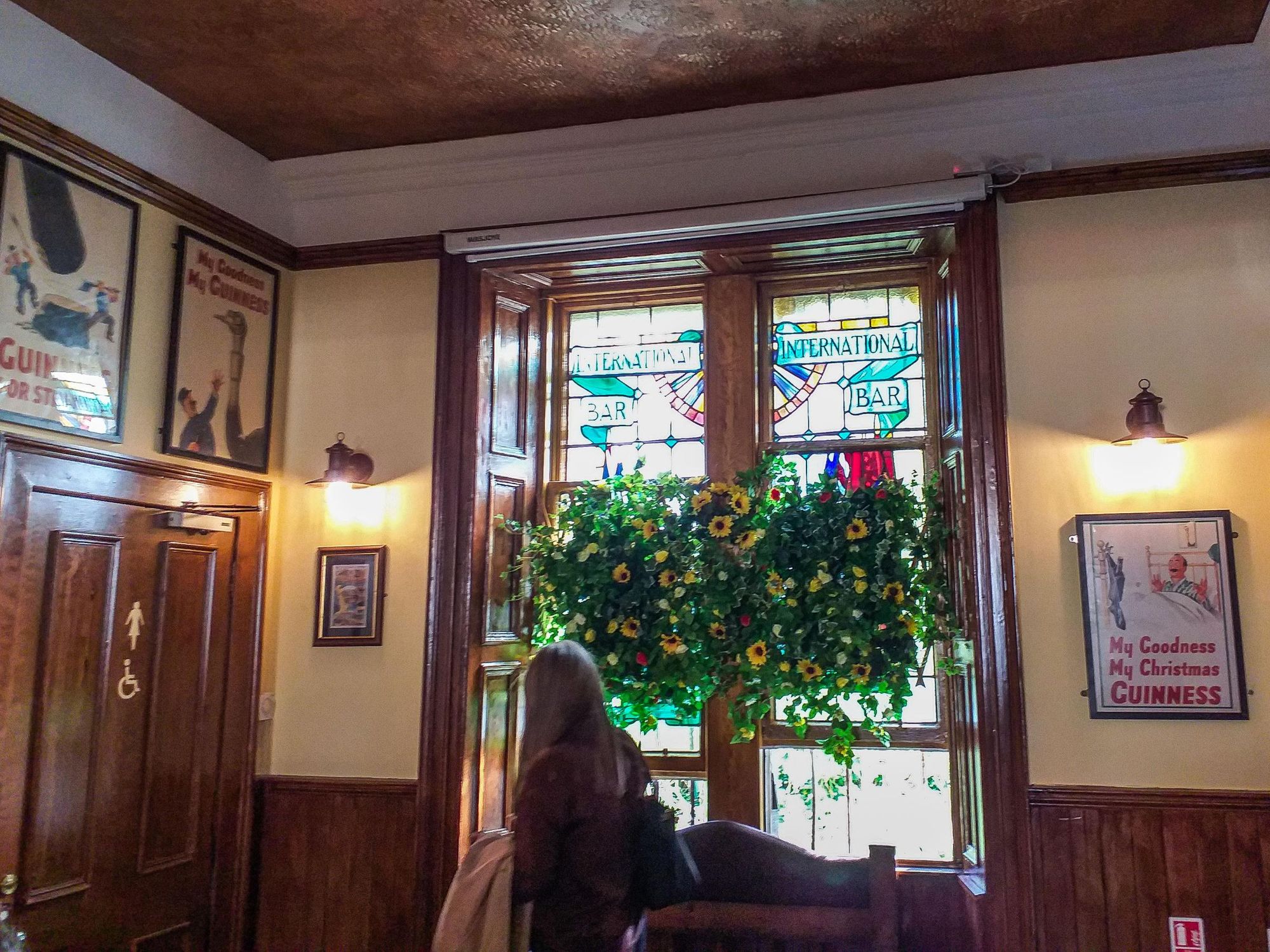 (Pub, Bar). Published on 18-05-2025