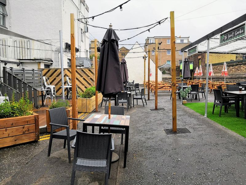 (Pub, Garden). Published on 27-07-2021 