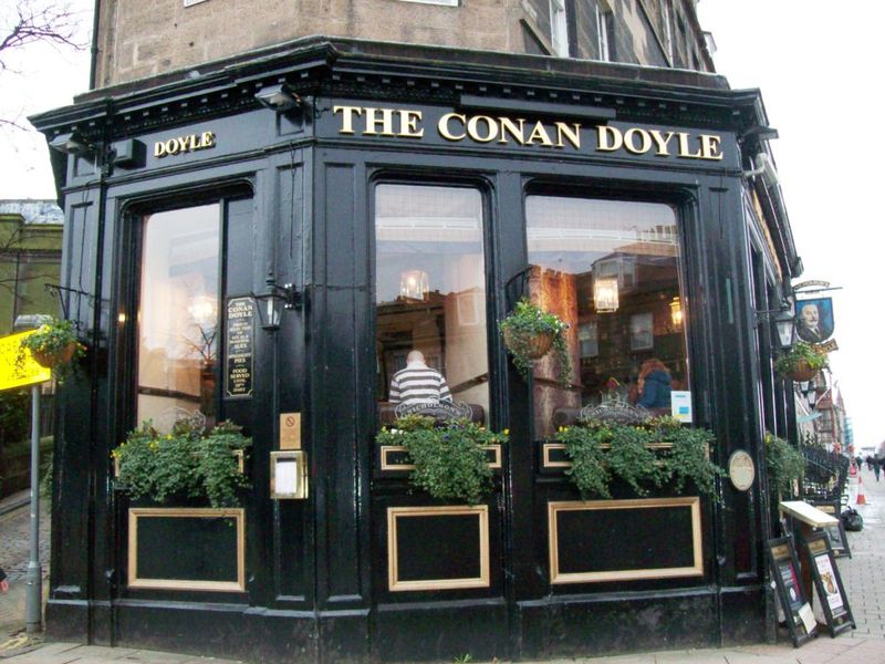 Conan Doyle, Edinburgh. (Pub, External, Key). Published on 07-11-2013