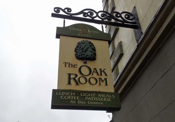 (Pub, Sign). Published on 22-04-2016