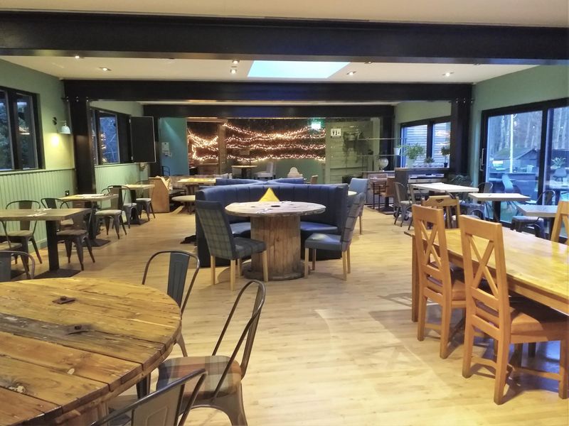 Rear Eating Area / Coffee shop. (Pub, Restaurant). Published on 16-03-2022
