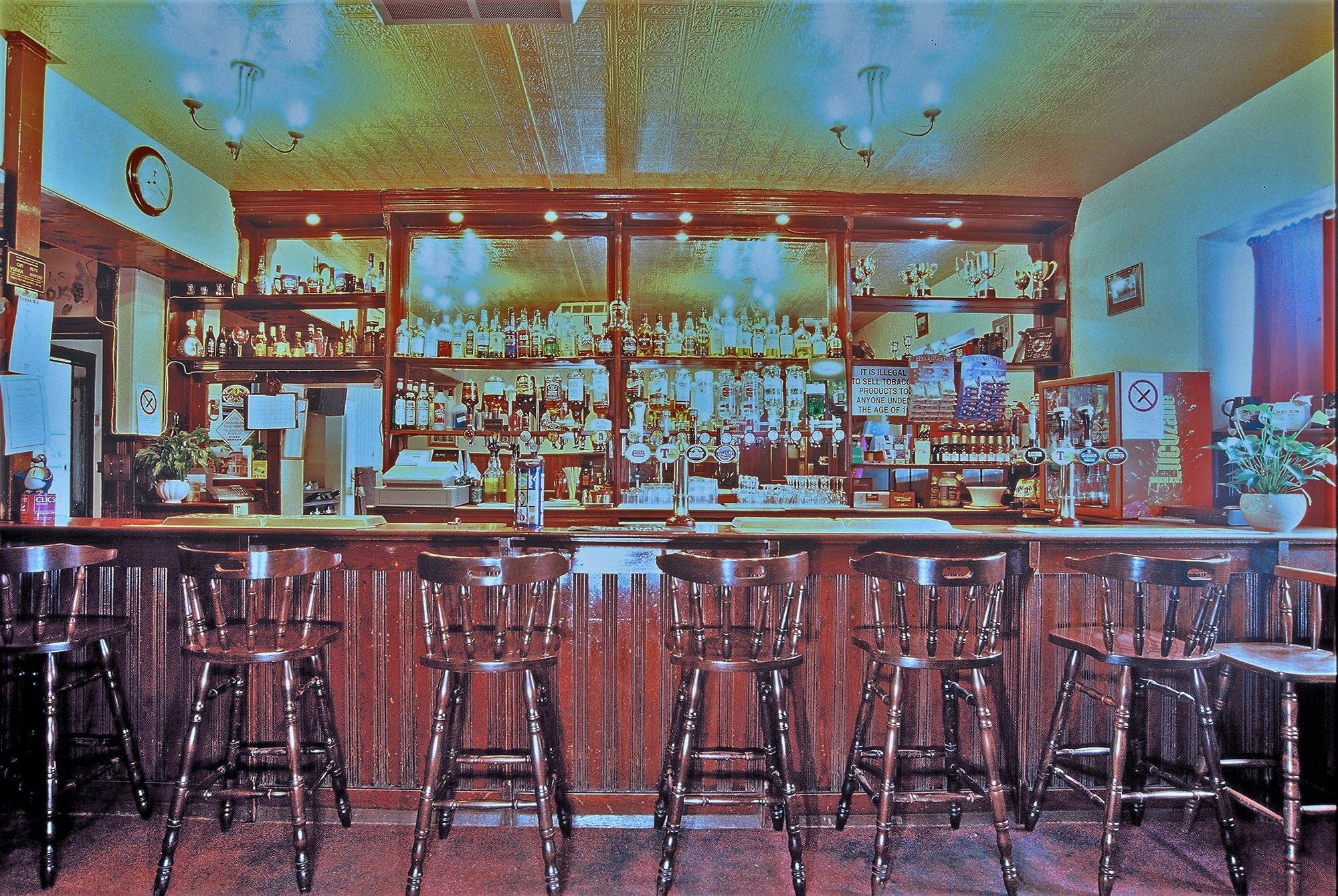 (Pub, Bar). Published on 18-02-2020