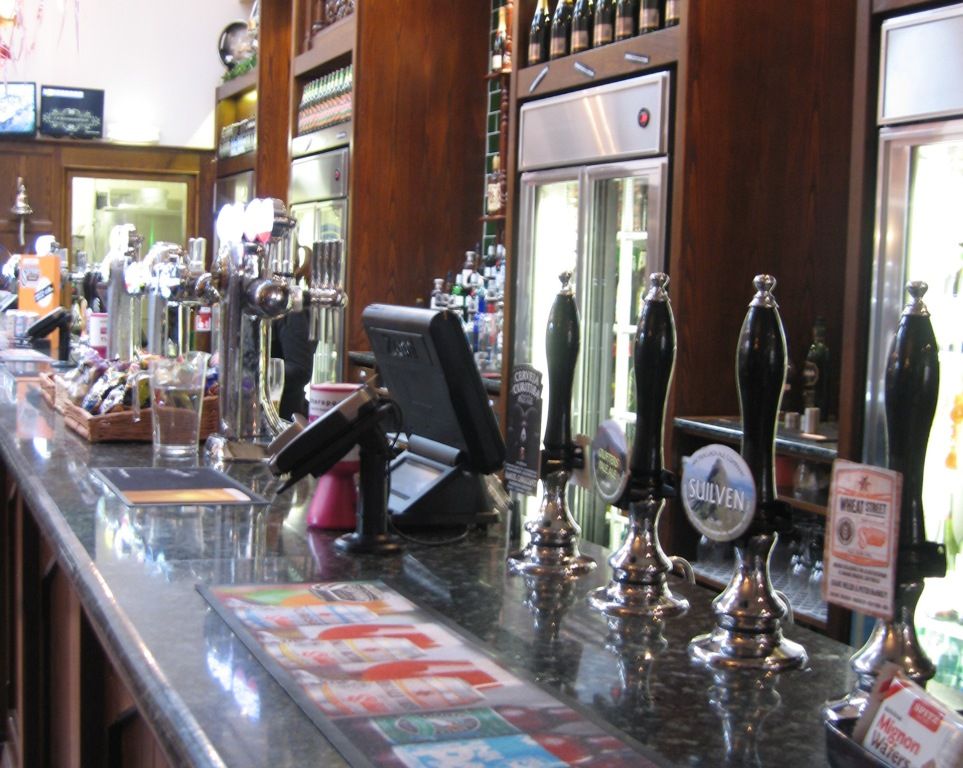 (Pub, Bar). Published on 31-07-2014