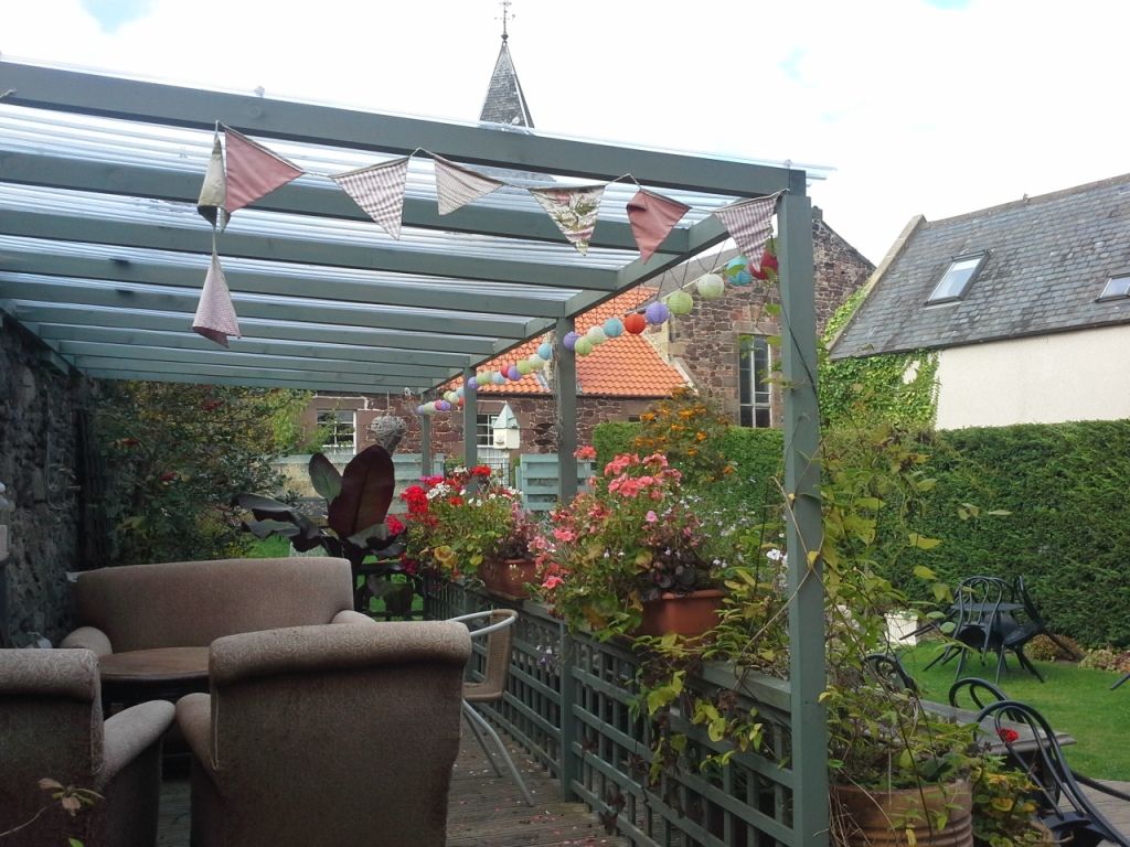 (Pub, Garden). Published on 24-09-2014