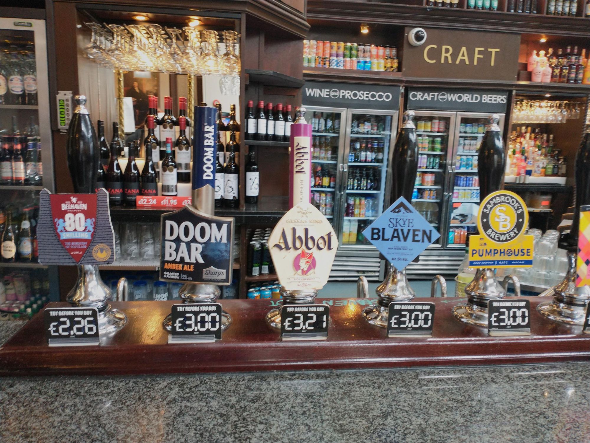 (Pub, Bar). Published on 22-10-2023