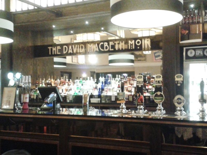 (Pub, Bar). Published on 12-04-2015 