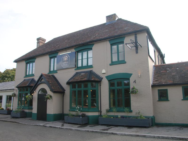 Frontage. (Pub, Key). Published on 19-09-2026
