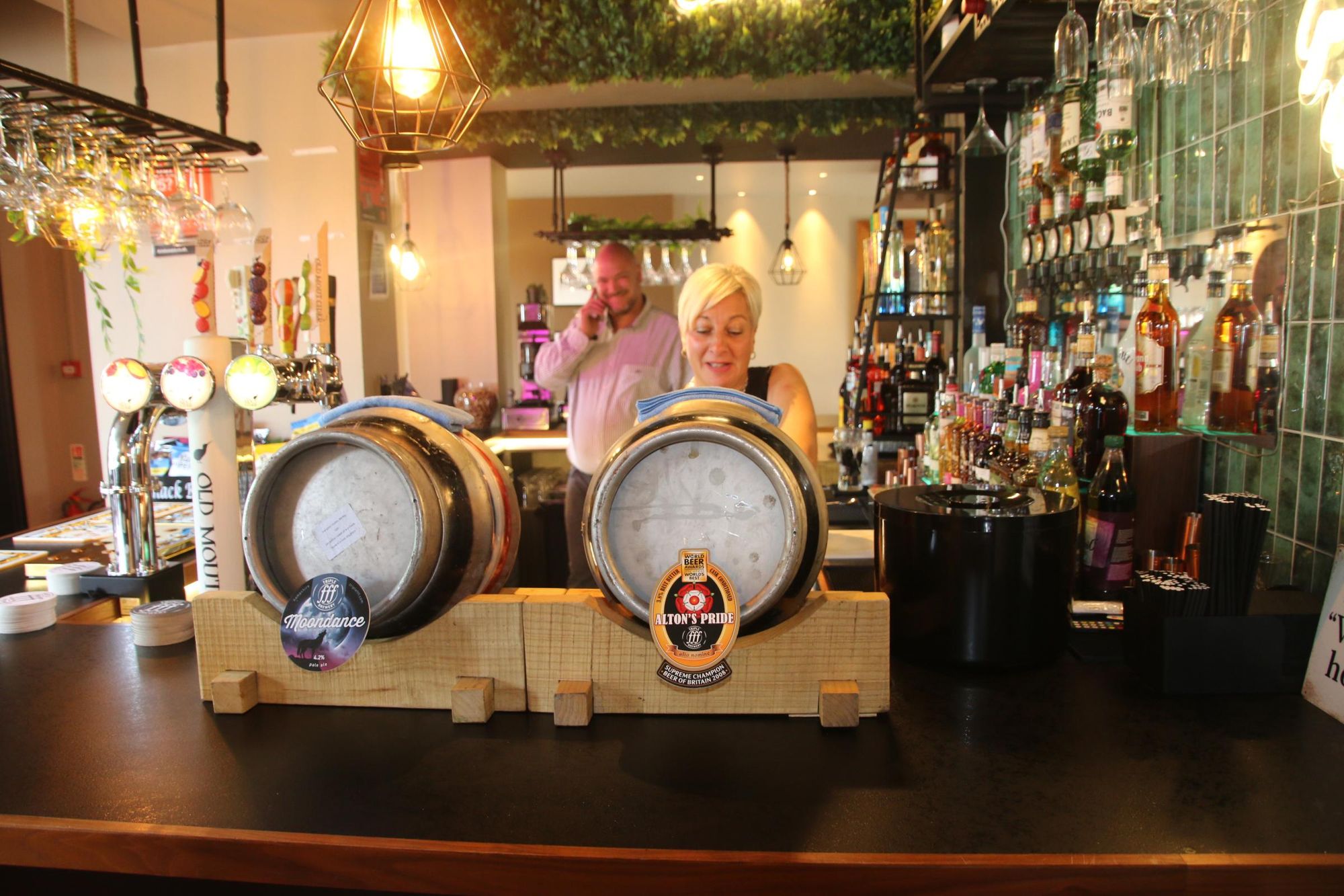 Stillage on bar. Published on 19-09-2026