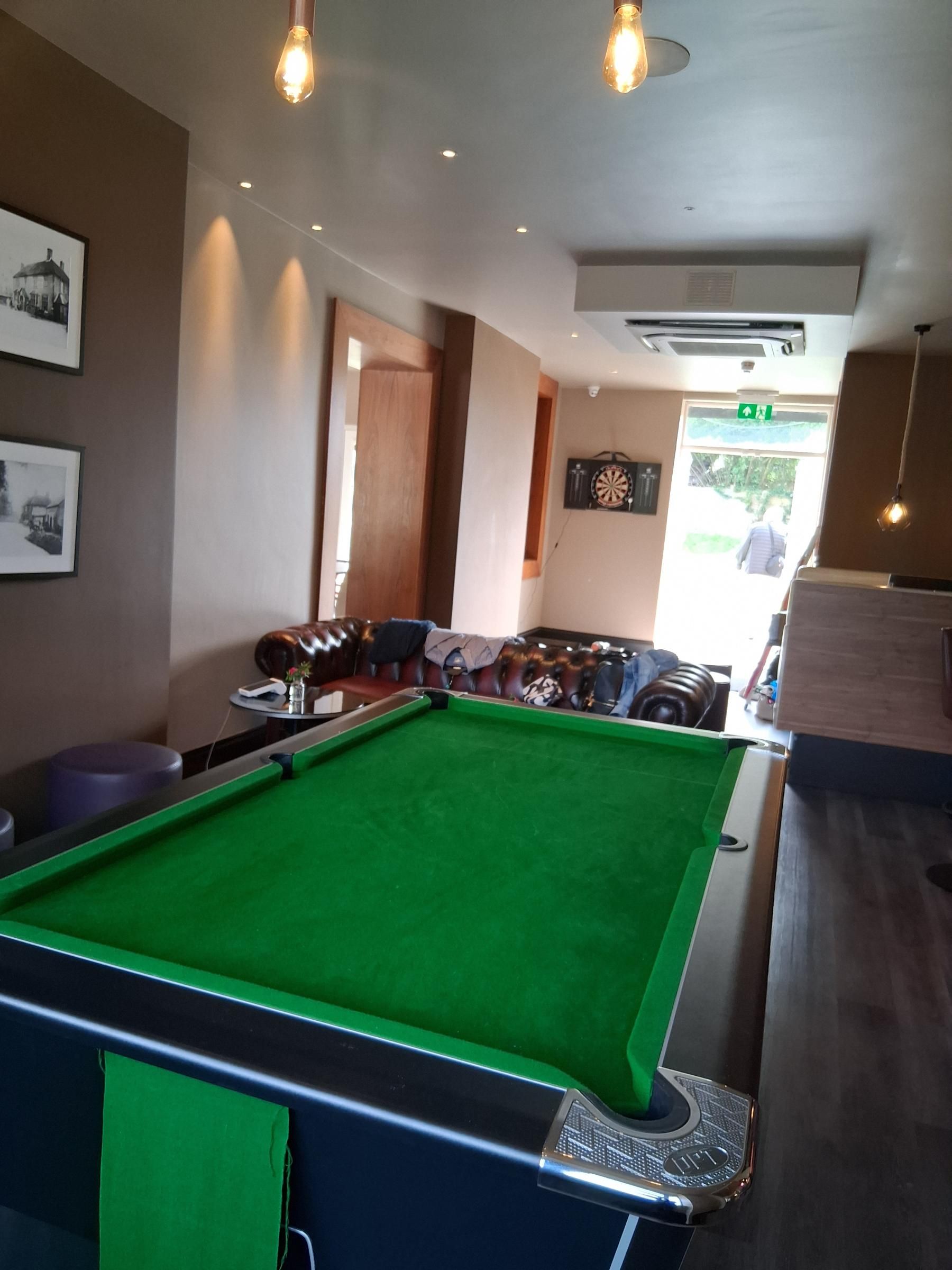 Pool table. Published on 19-09-2026