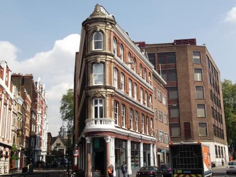 Charterhouse Bar London EC1 taken April 2014. (Pub, External). Published on 08-08-2014 