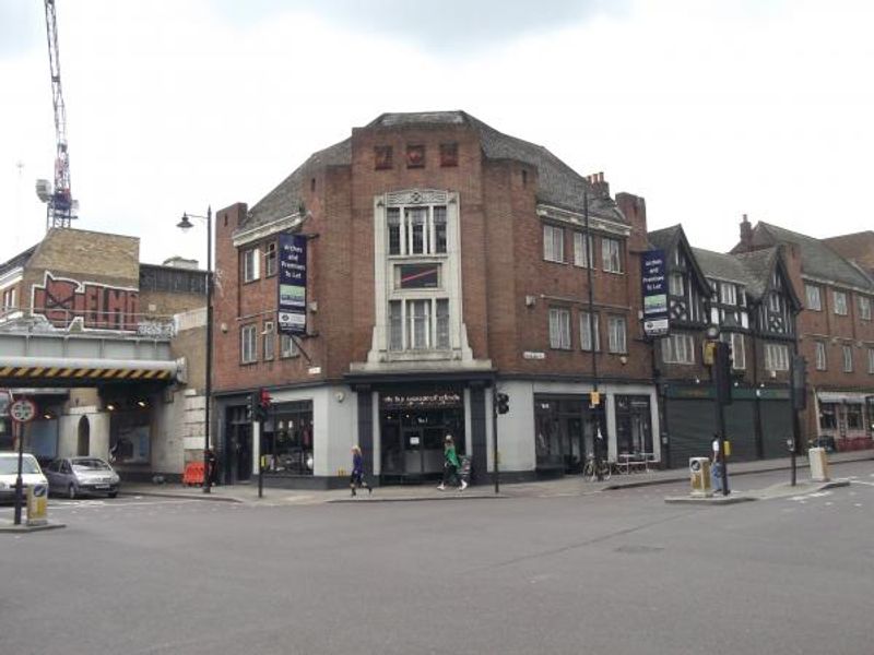 Old Shoreditch London E2 taken June 2014. (Pub, External, Key). Published on 08-08-2014