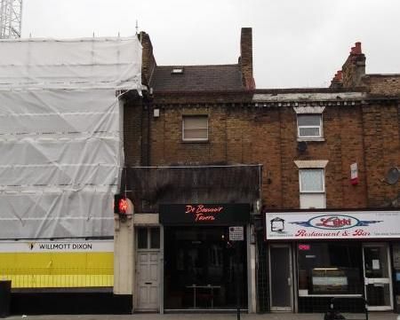 De Beauvoir Tavern London E8 taken April 2015. (Pub, External). Published on 04-05-2015