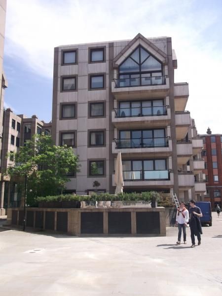 Northbank London EC4 taken May 2016. (Pub). Published on 19-05-2016