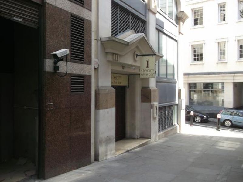 Steam Wine Bar London EC3 taken May 2016. (Pub). Published on 11-05-2016