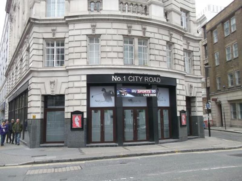 No.1 Sports Bar London EC1 taken Oct 2014. (Pub, External, Key). Published on 28-01-2015