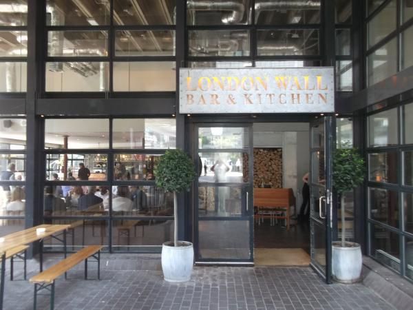 London Wall (Bar & Kitchen) London EC2 taken May 2016. (Pub). Published on 19-05-2016