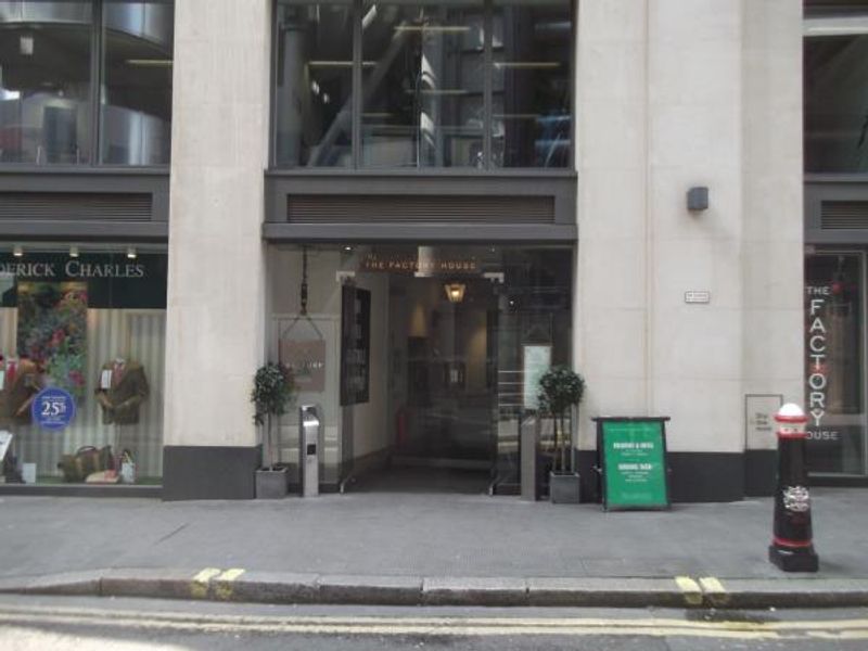 Factory House London EC3 taken May 2016. (Pub). Published on 19-05-2016