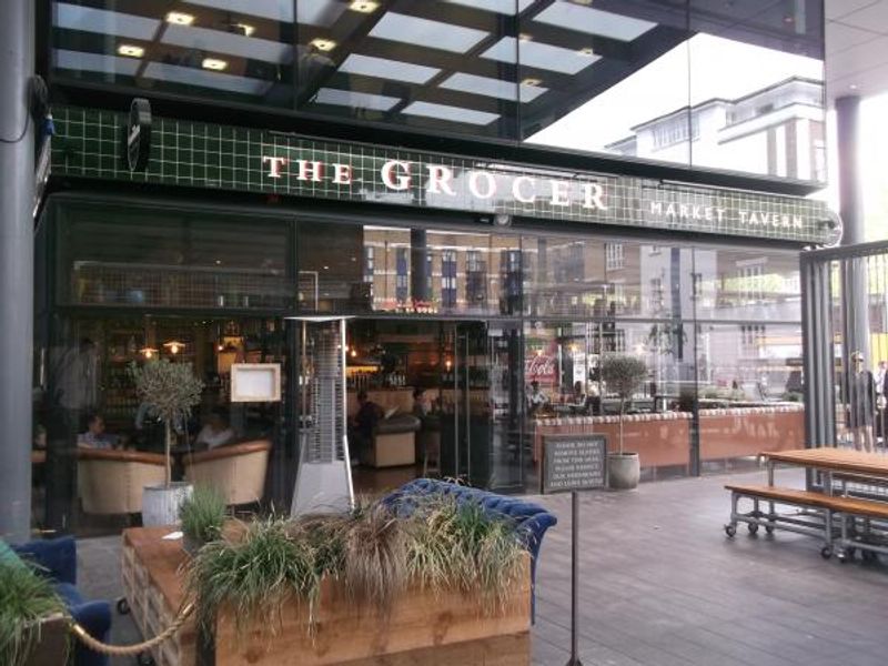 Grocer London E1 taken May 2016. (Pub). Published on 25-05-2016 
