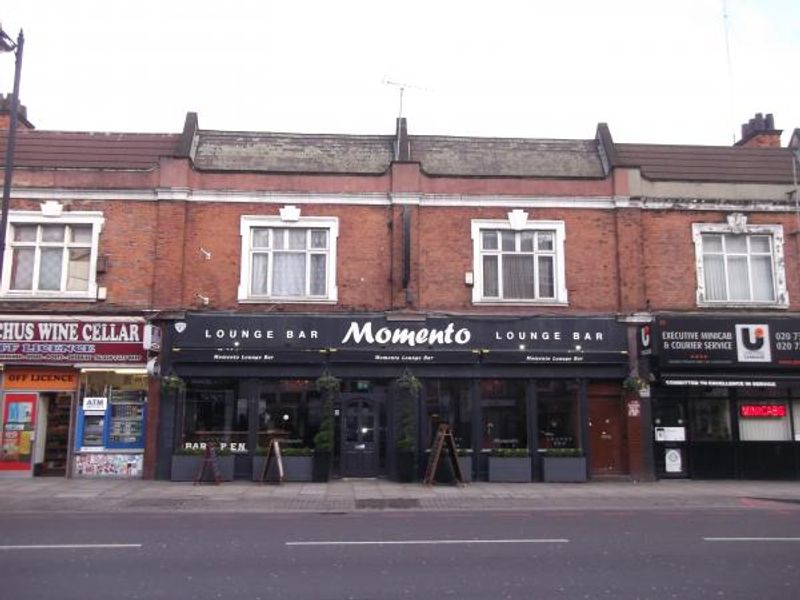 E1 Momento taken March 2016. (Pub). Published on 07-04-2016