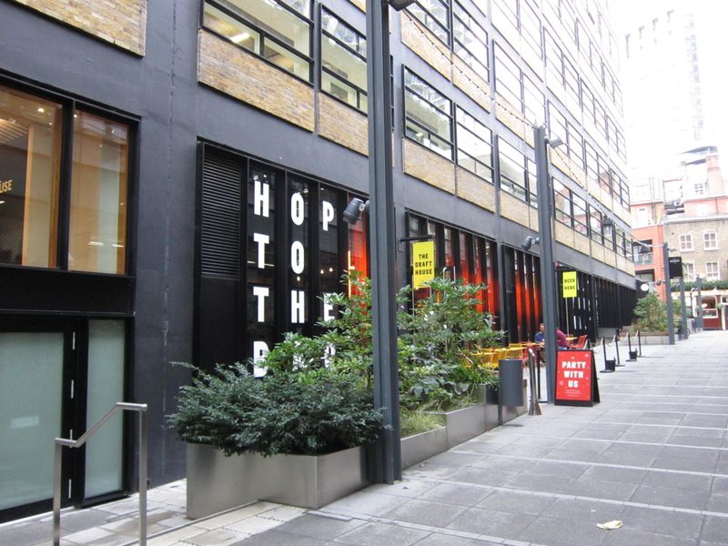 Draft House Old Street London EC1V taken Oct 2017.. (Pub, External). Published on 11-03-2019