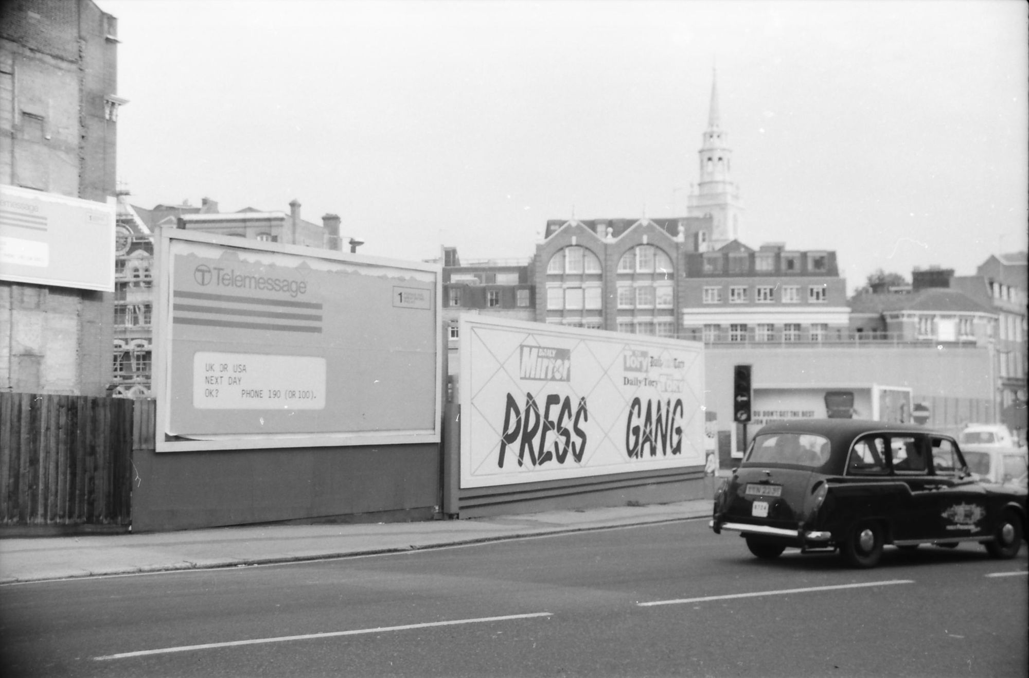 Metropolitan Tavern (site of) taken Oct 1988.. (Pub, External). Published on 07-02-2019