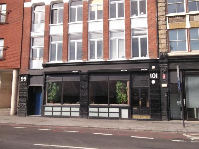 Ninth Ward London EC1 taken May 2016. (Pub). Published on 10-05-2016