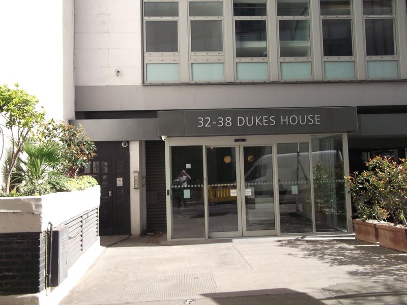 Dabbers London EC3 taken-2022-04-11.. (Pub, External). Published on 22-04-2022 