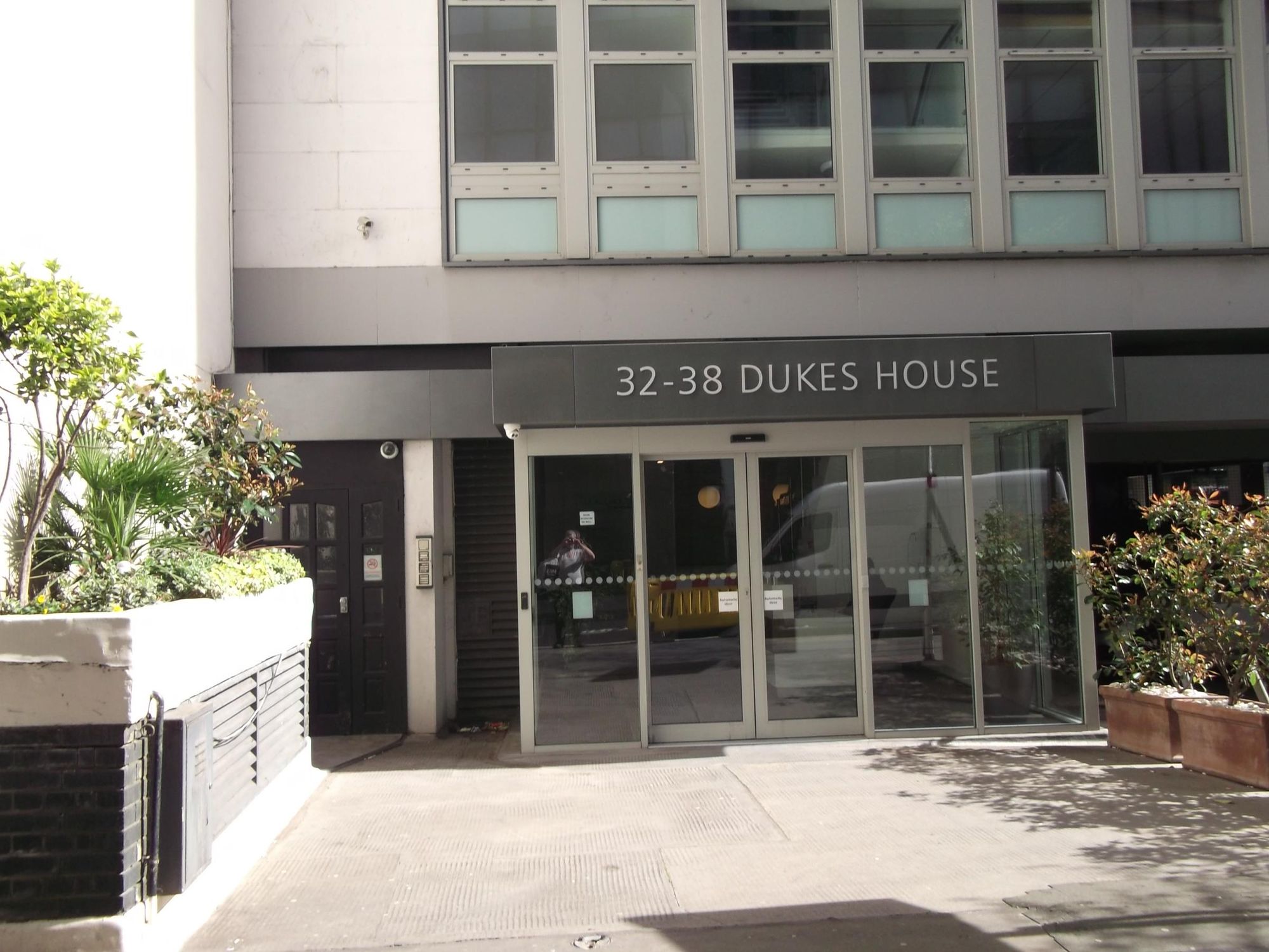 Dabbers London EC3 taken-2022-04-11.. (Pub, External). Published on 22-04-2022