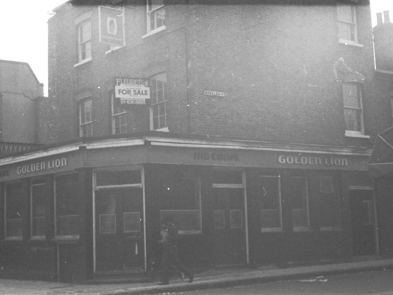 Golden Lion London E1 taken mid 1980's. (Pub, External, Key). Published on 28-03-2023