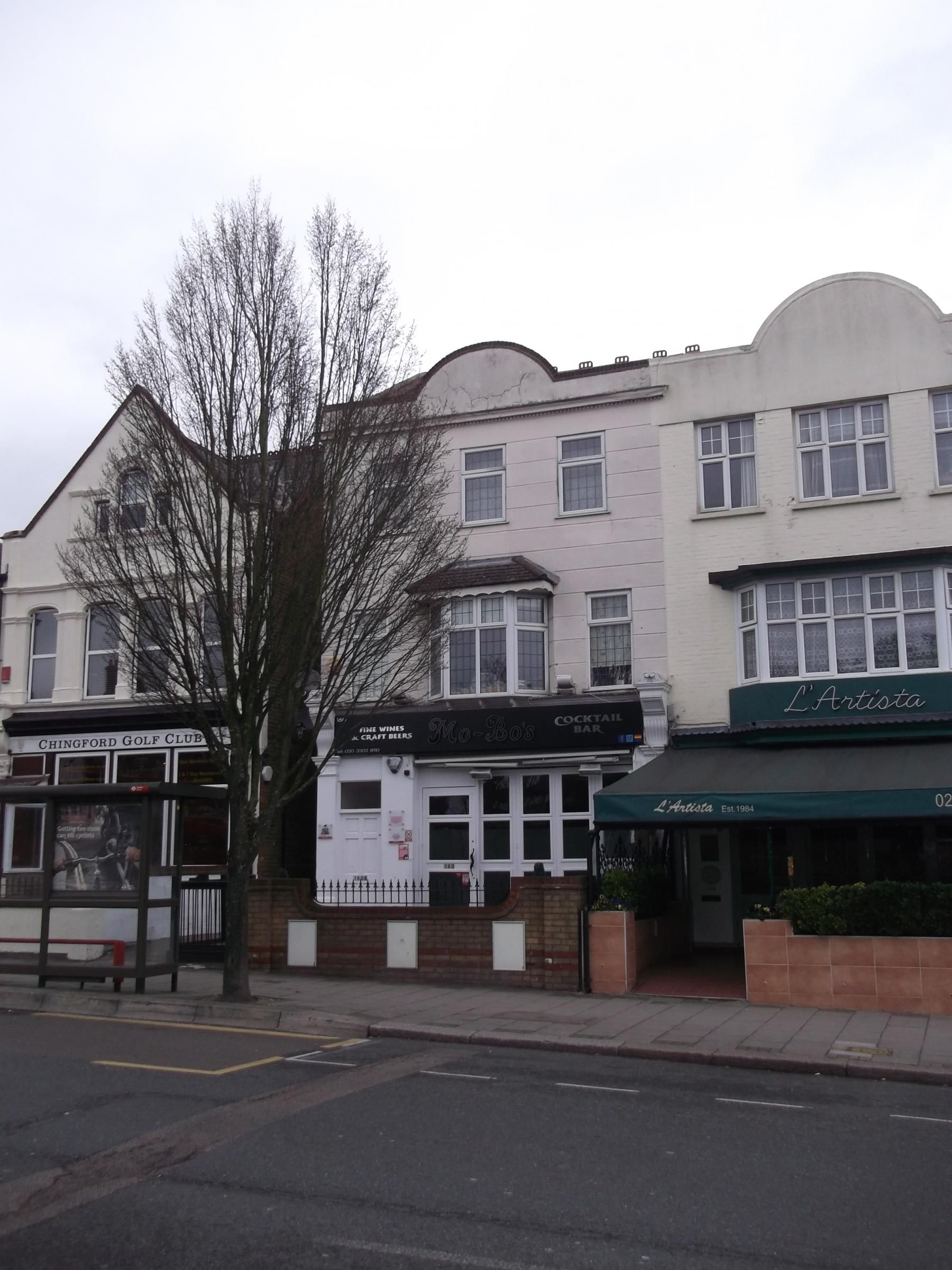 Mo-Bos London E4 taken March 2016. (Pub, External). Published on 22-01-2017