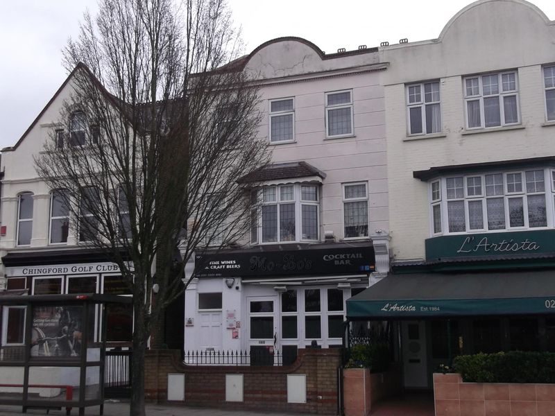 Mo-Bos London E4 taken March 2016. (Pub, External). Published on 22-01-2017