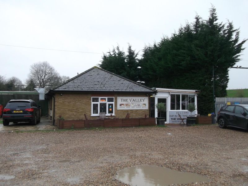 Valley Golf Course London E4. (Pub, External). Published on 20-10-2022