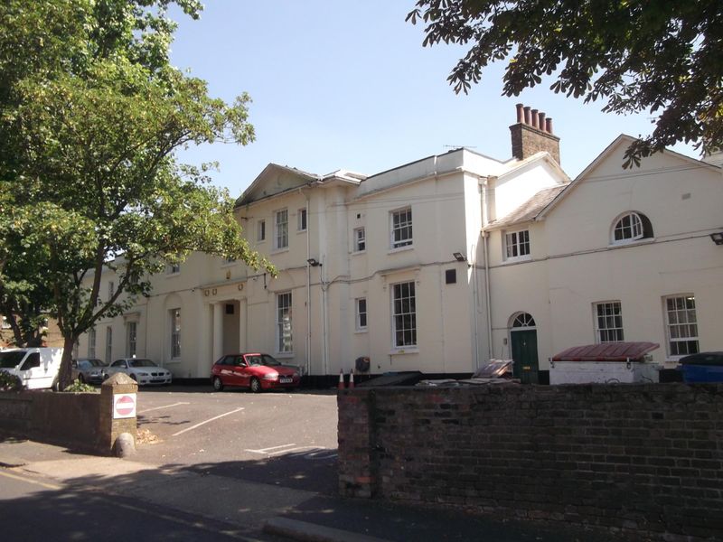 E17-OrfordHouseSocialClub1-15-07-2018. (Pub, External). Published on 05-08-2018 