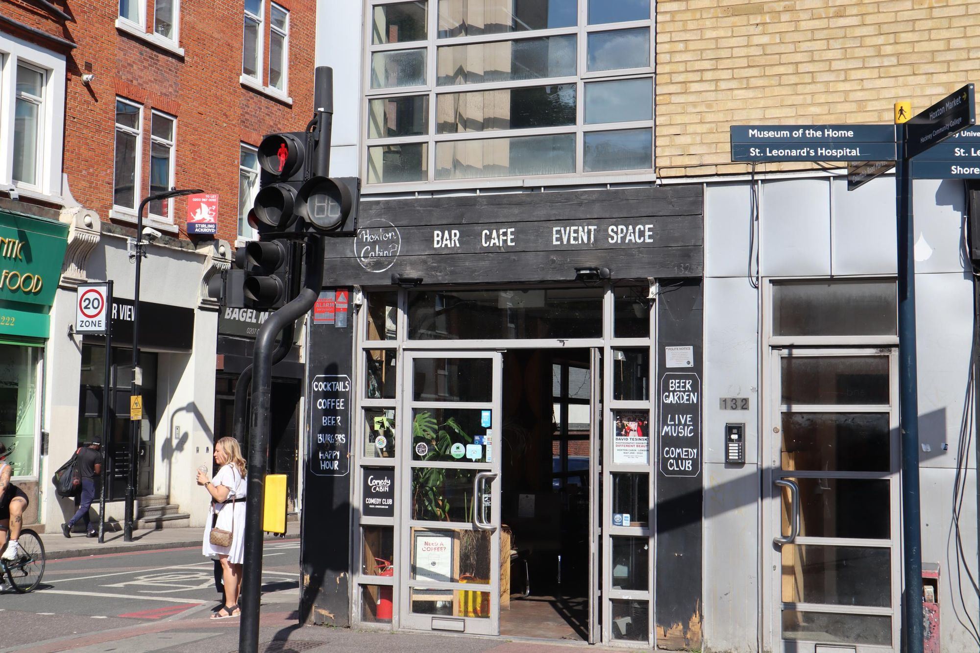 Hoxton Cabin-London E220240716.. (Pub, External). Published on 18-07-2024