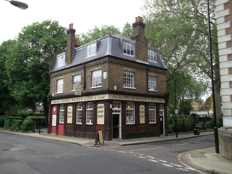 Turks Head London E1 taken 2017-11-30. (Pub, External, Key). Published on 20-02-2020
