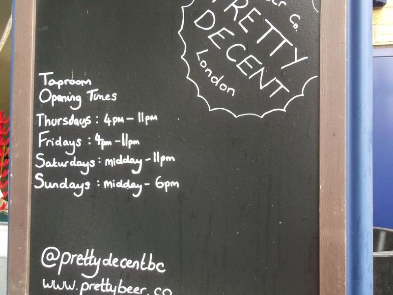 E7-PrettyDecentBeerCo1-20180717. (Sign). Published on 27-07-2018