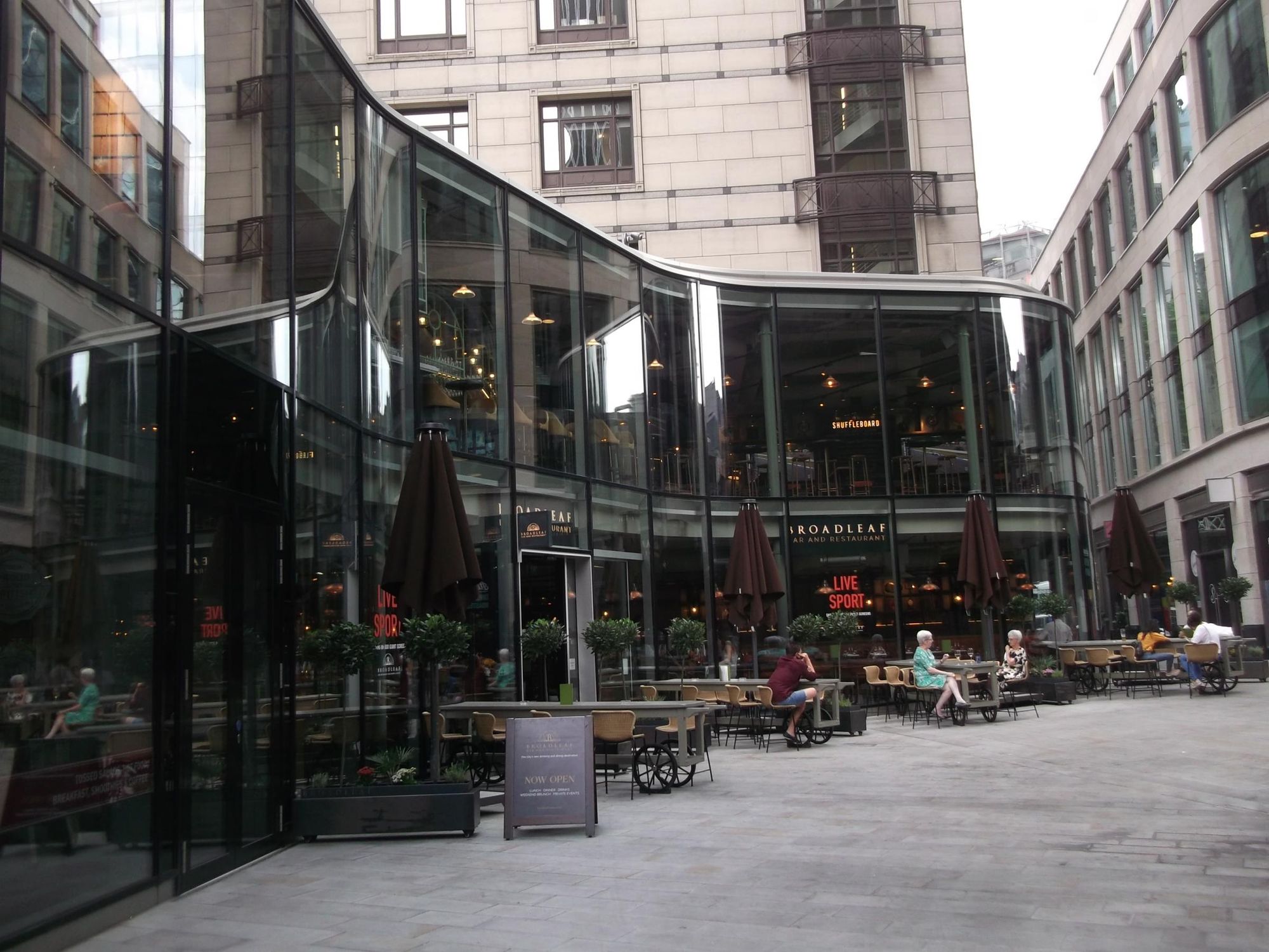 EC2-Broadleaf25OldBroadStreet1 taken 22-07-2018. (Pub, External). Published on 07-10-2018