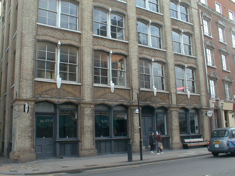 Pivo London EC1 taken 20220228. (Pub). Published on 02-03-2022