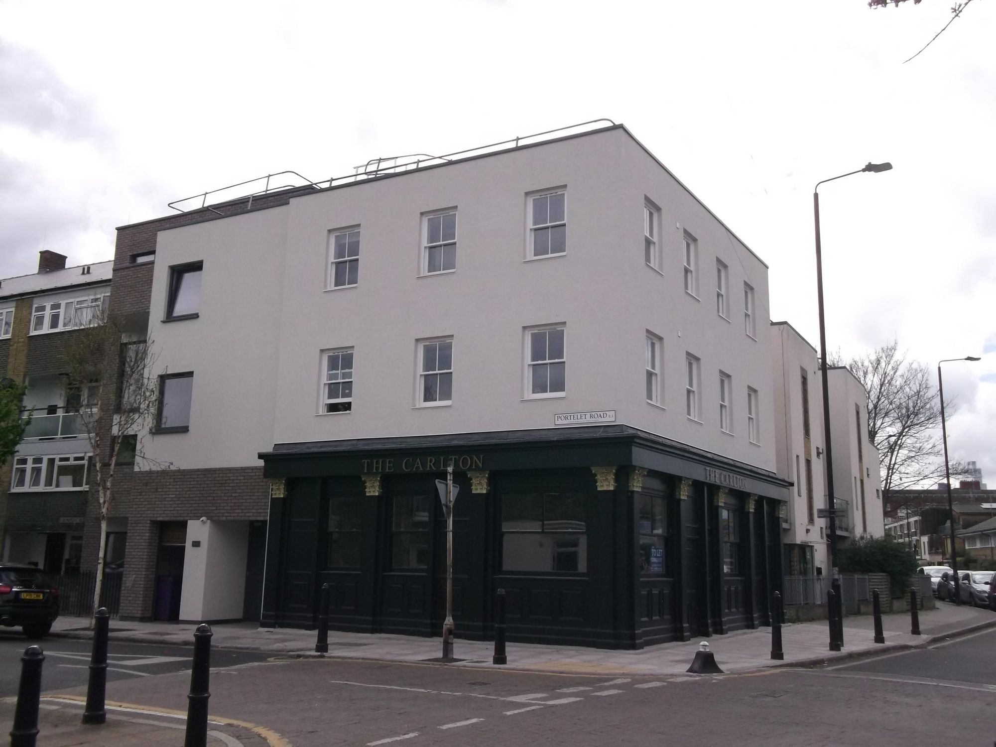 Carlton London E1 taken-20220413. (Pub, External). Published on 22-04-2022