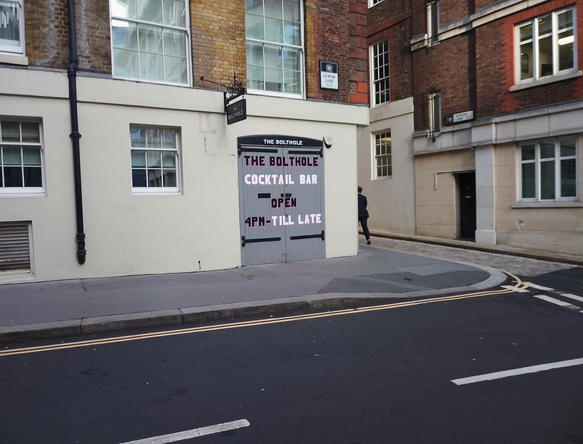 London EC4R-The Bolthole. Taken 20240125. (Pub, External). Published on 26-01-2024