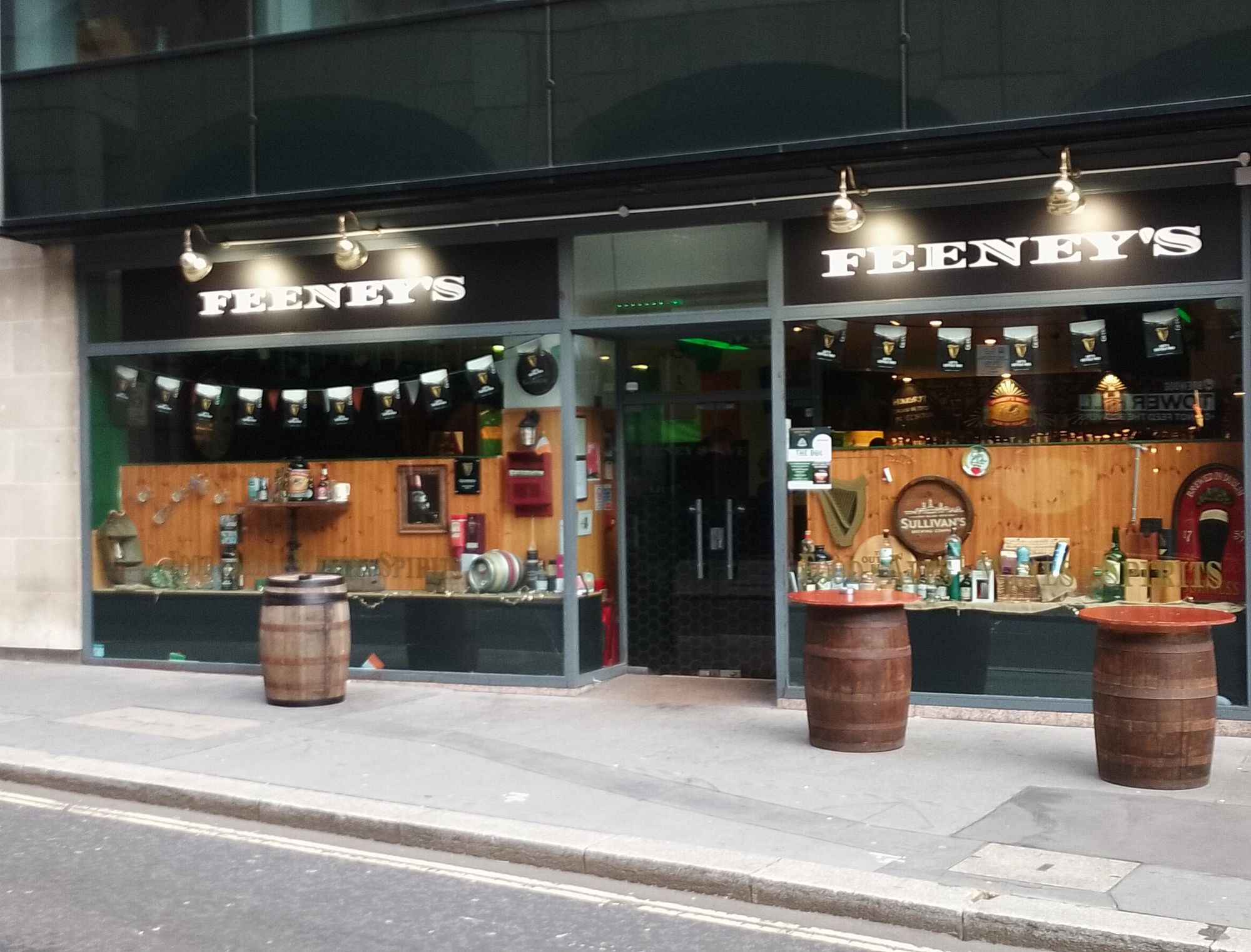 London EC3R Feeneys Irish Bar  taken 20240130. (Pub, External). Published on 03-02-2024