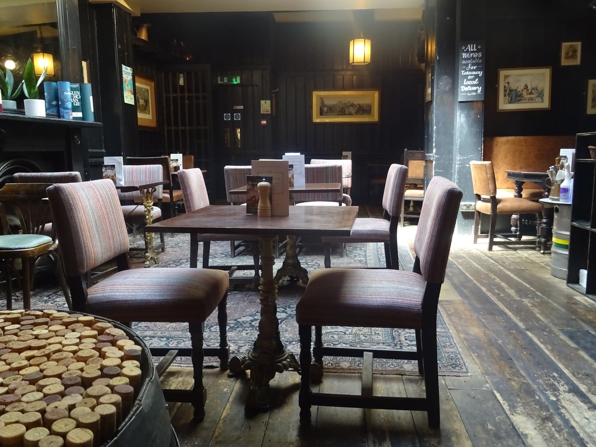 Old Wine Shades London EC4R 20260719. (Pub, Bar). Published on 14-10-2026