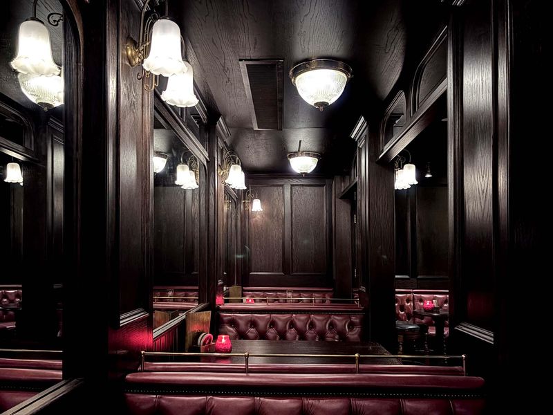 Wild Swan London EC4A 20260724. (Pub, Bar). Published on 19-08-2026