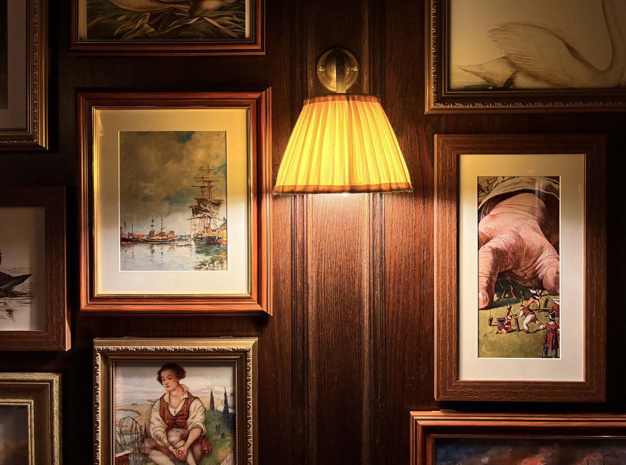 Wild Swan London EC4A 20260820. (Pub, Bar). Published on 14-10-2026