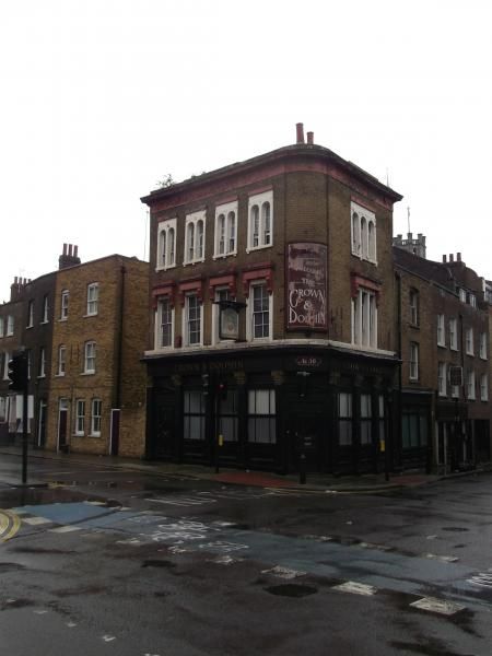 Crown & Dolphin London E1. (Pub, External). Published on 23-09-2013