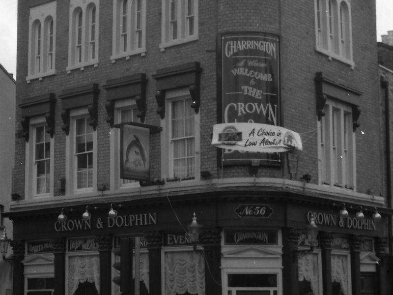 Crown & Dolphin London E1 taken in 19 Feb 1989. (Pub, External). Published on 27-12-2017