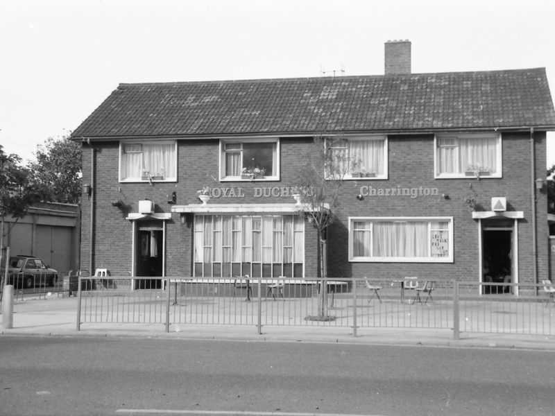 E1-Royal Duchess taken 1 Oct 1988.jpg. (Pub, External, Key). Published on 02-01-2018